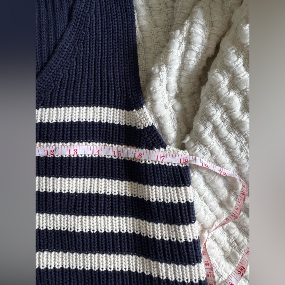 Gap | Classic Navy and White Striped V-Neck Sweater Vest | Size small - Picture 8 of 9